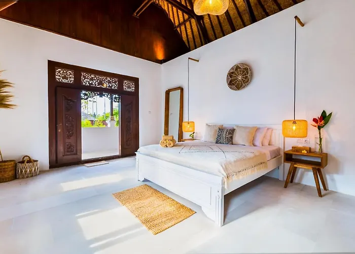 Chandika - 4 Bdr With Private Pool, Walk To The فيلة
